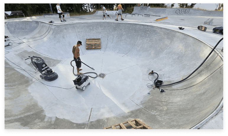 Proces renowacji skateparku